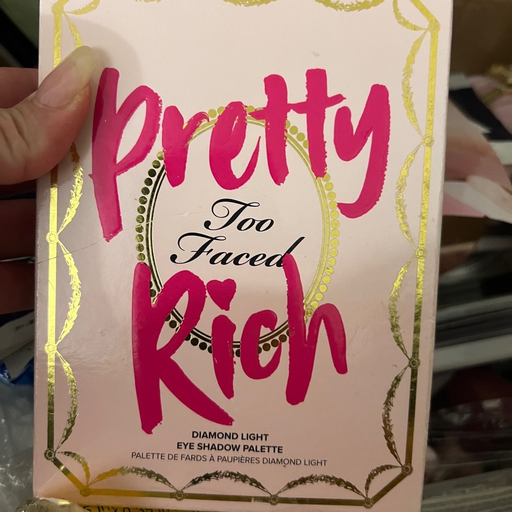 Too Faced Diamond Light Eye Shadow Palette